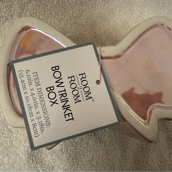 BRAND NEW Girly glossy pink bow trinket box 🎀 - Picture 3 of 4